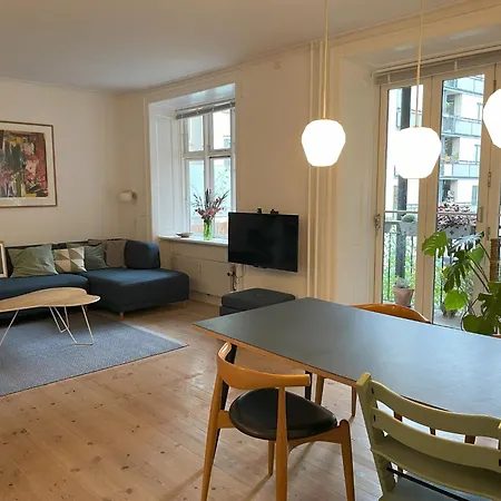 Apartmentincopenhagen 1592 *